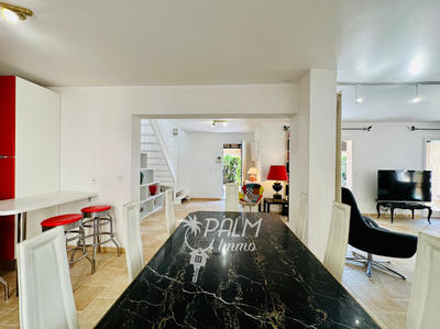 Villa - 172 m² - 7 pièces