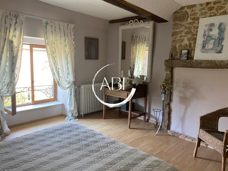 Maison ancienne - 160 m² - 7 pièces