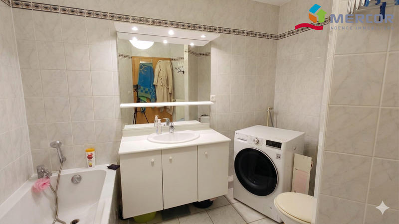 Appartement - 94 m² - 4 pièces