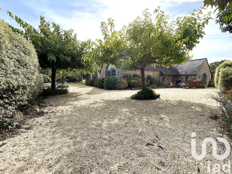 Maison - 387 m² - 15 pièces