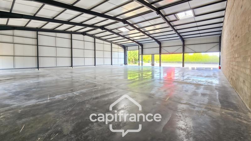 Local commercial - 600 m² - 1 pièce