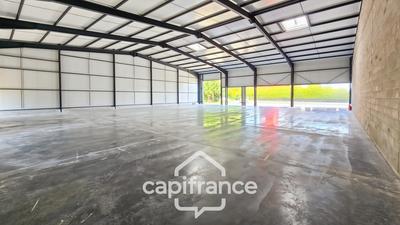 Local commercial - 600 m² - 1 pièce