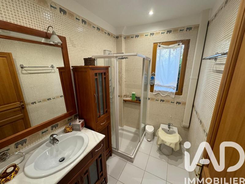 Maison de maîtres - 317 m² - 9 pièces