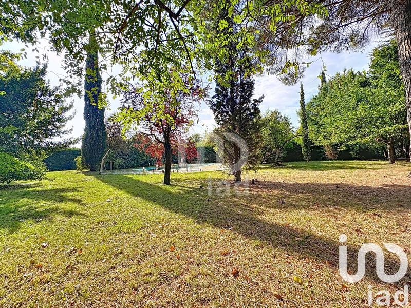 Maison - 300 m² - 9 pièces