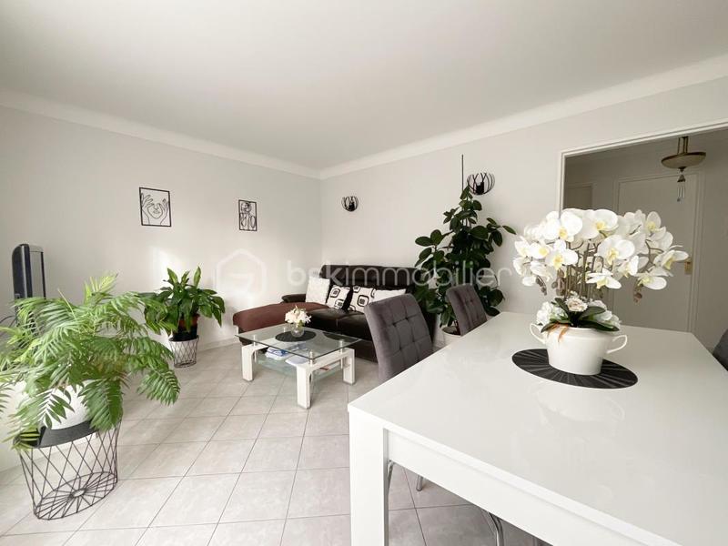 Appartement - 76 m² - 4 pièces