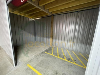 Parking / Garage - 36 m²