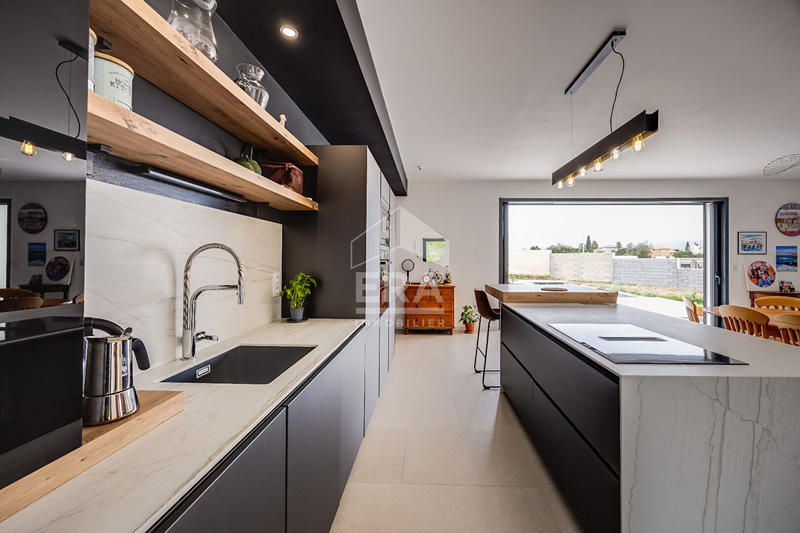 Villa - 140 m² - 5 pièces