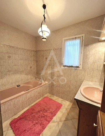 Maison - 174 m² - 5 pièces