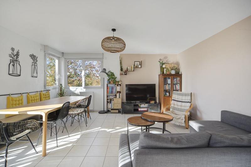 Appartement - 87 m² - 4 pièces