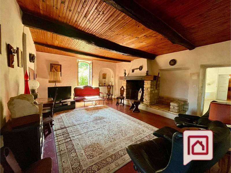 Maison - 265 m² - 11 pièces