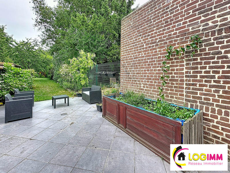 Maison - 170 m² - 9 pièces