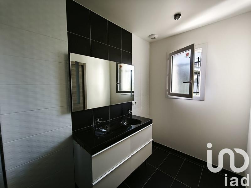 Maison - 223 m² - 6 pièces