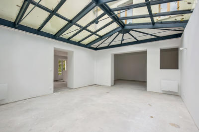 Maison - 210 m² - 10 pièces