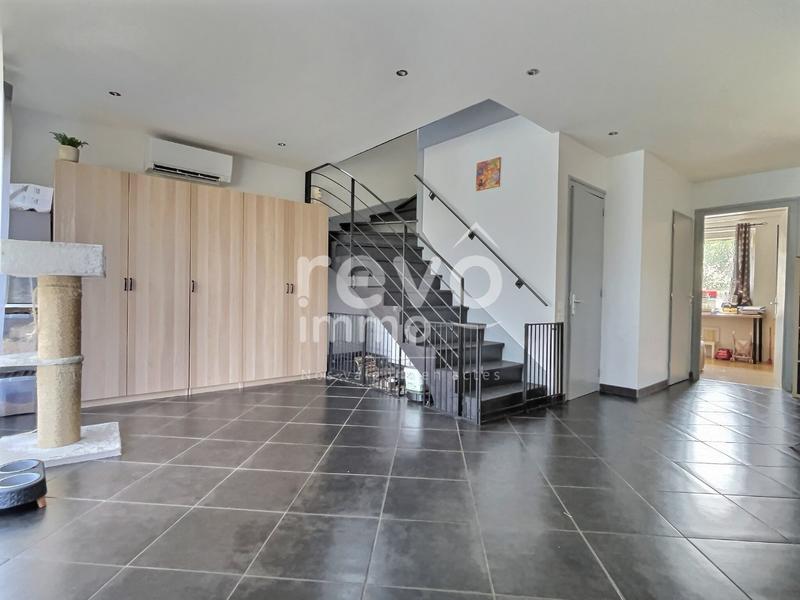 Maison - 164 m² - 6 pièces