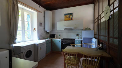 Maison - 380 m² - 20 pièces