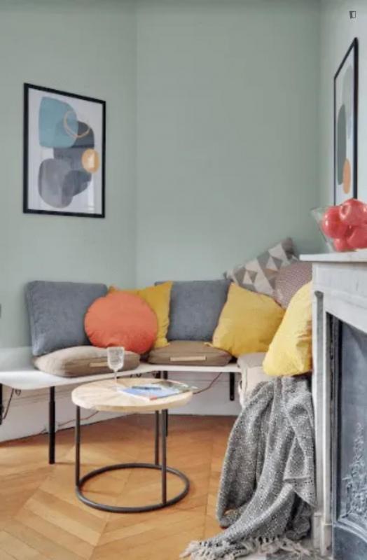 Chambre - 12 m² - 6 pièces