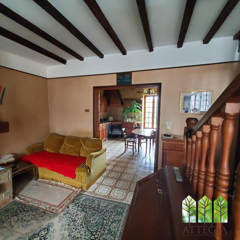 Maison - 246 m² - 13 pièces