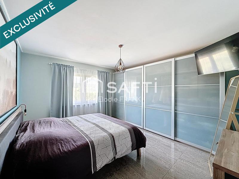 Maison - 259 m² - 9 pièces