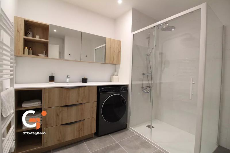 Appartement - 77 m² - 3 pièces