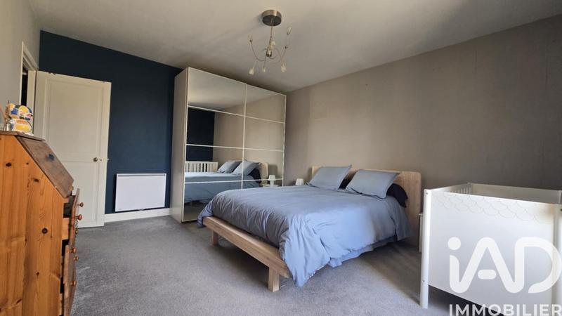 Maison - 143 m² - 8 pièces