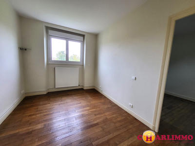 Maison traditionnelle - 138 m² - 6 pièces