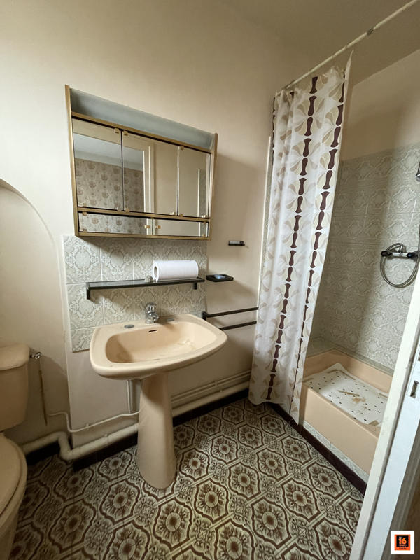 Maison ancienne - 101 m² - 7 pièces