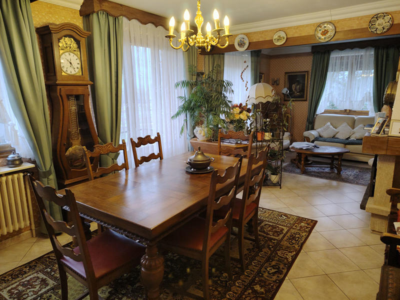 Maison - 93 m² - 6 pièces