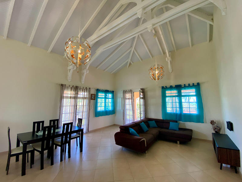 Appartement - 102 m² - 4 pièces