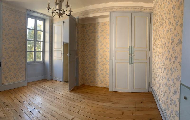 Maison - 600 m² - 18 pièces