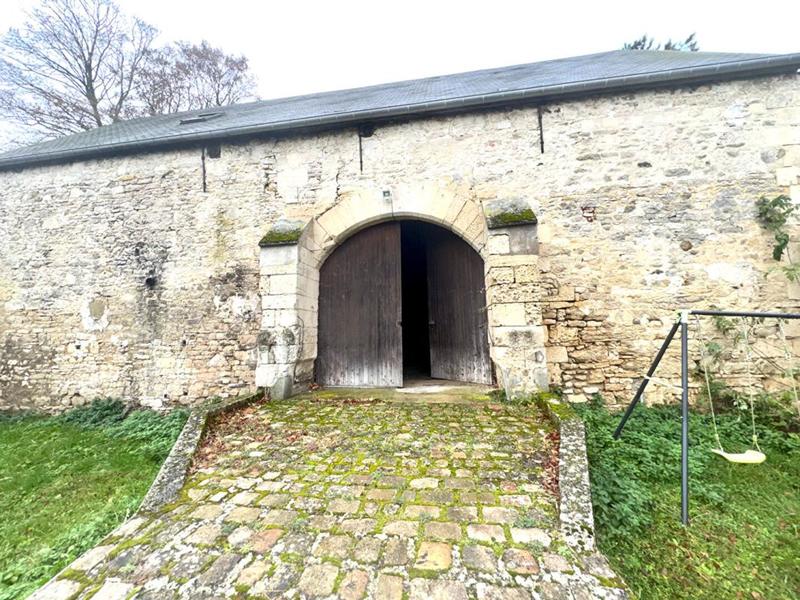 Maison - 290 m² - 11 pièces