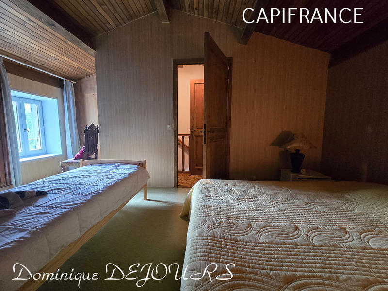 Maison - 137 m² - 4 pièces