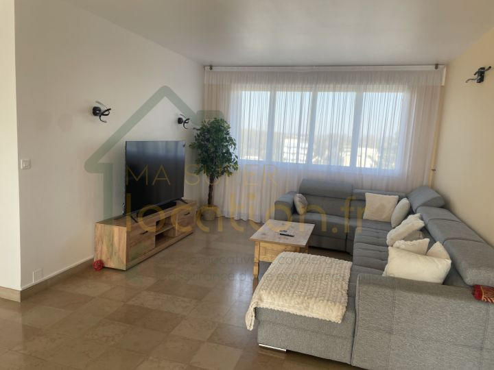 Appartement - 145 m² - 5 pièces