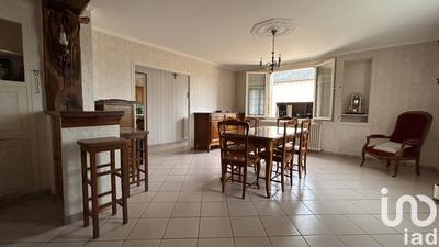 Maison - 173 m² - 8 pièces