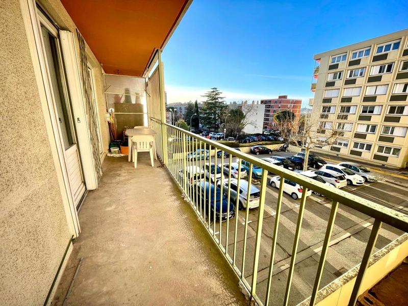 Appartement - 92 m² - 5 pièces