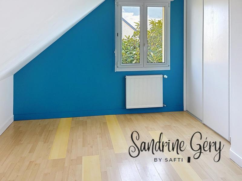 Maison - 97 m² - 6 pièces