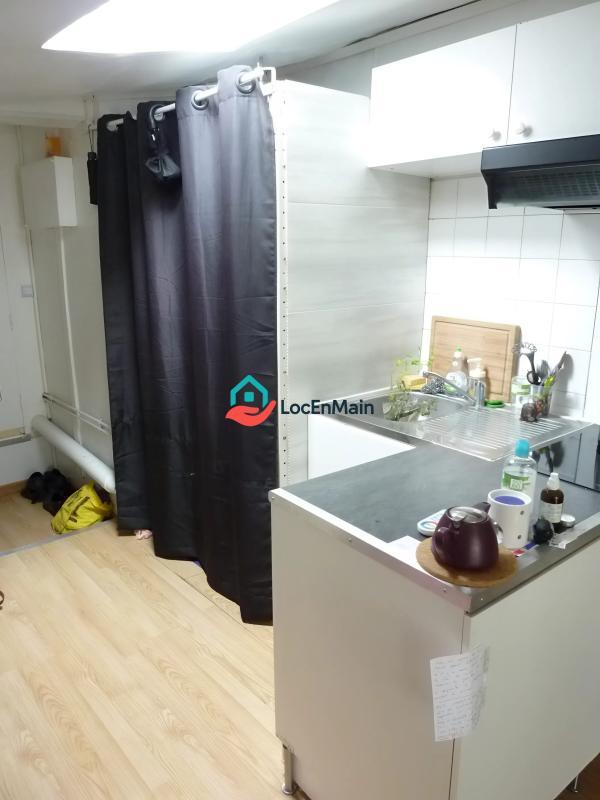 Studio - 15 m² - 1 pièce