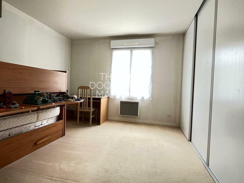 Maison - 175 m² - 7 pièces