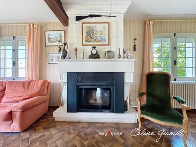 Pavillon - 145 m² - 7 pièces