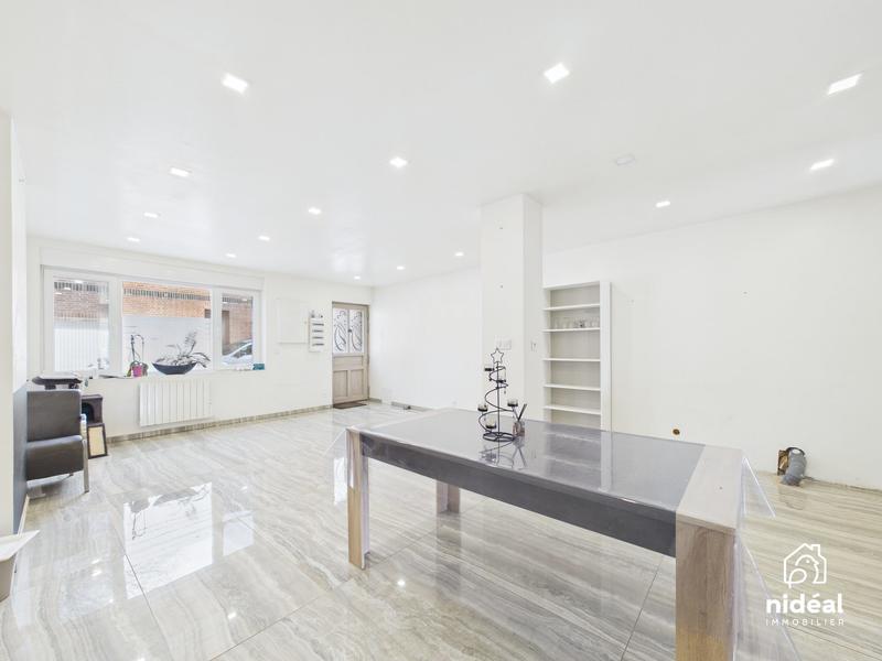 Maison - 104 m² - 4 pièces