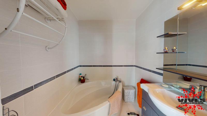 Maison - 101 m² - 5 pièces