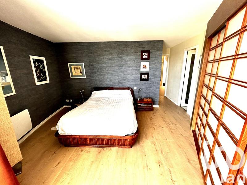 Maison - 250 m² - 10 pièces