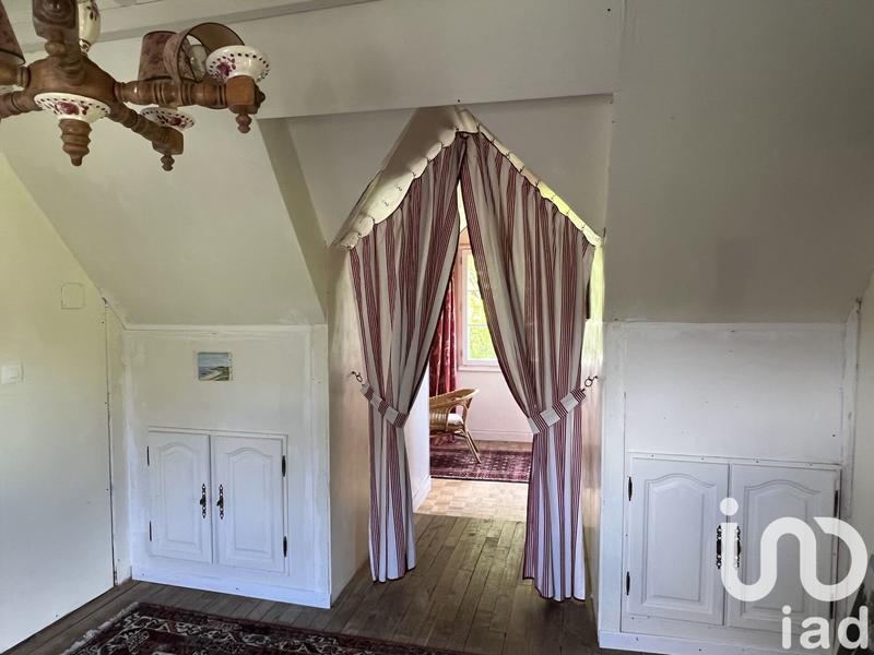 Maison - 438 m² - 16 pièces