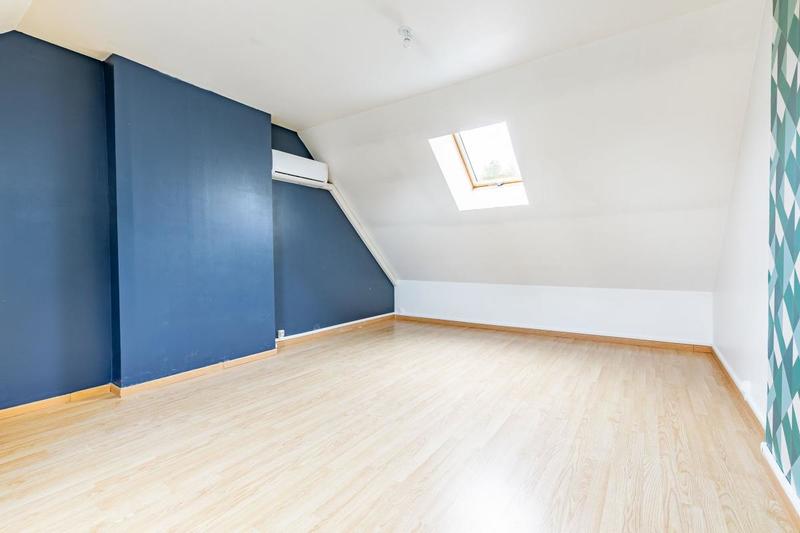 Maison - 106 m² - 5 pièces