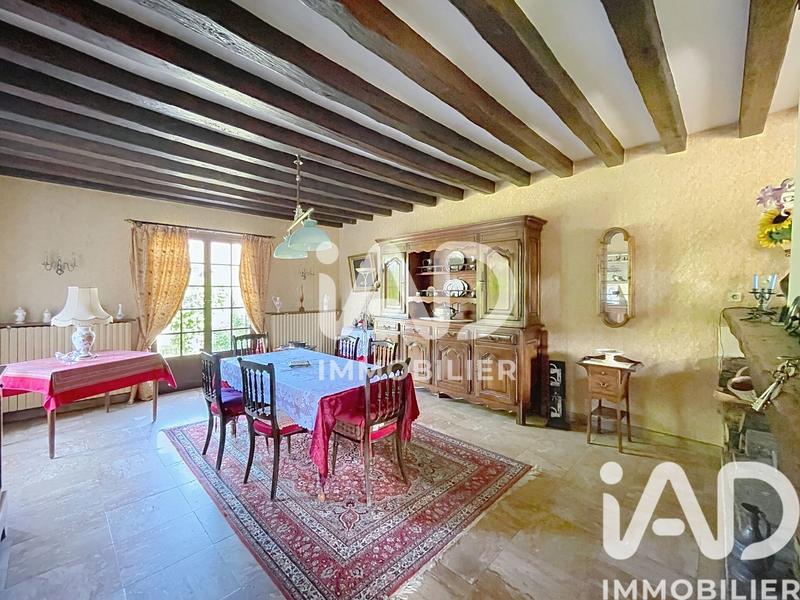 Maison - 232 m² - 8 pièces