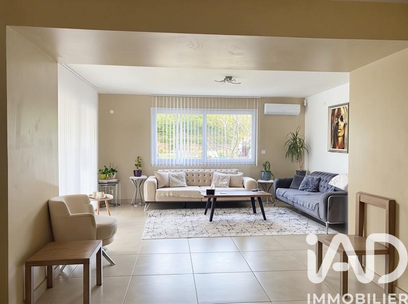 Maison - 178 m² - 5 pièces