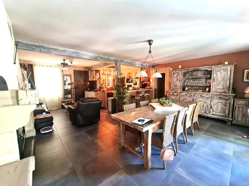 Maison - 88 m² - 4 pièces