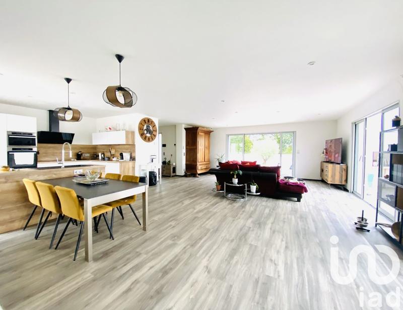 Maison - 175 m² - 6 pièces