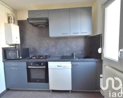 Appartement - 76 m² - 5 pièces