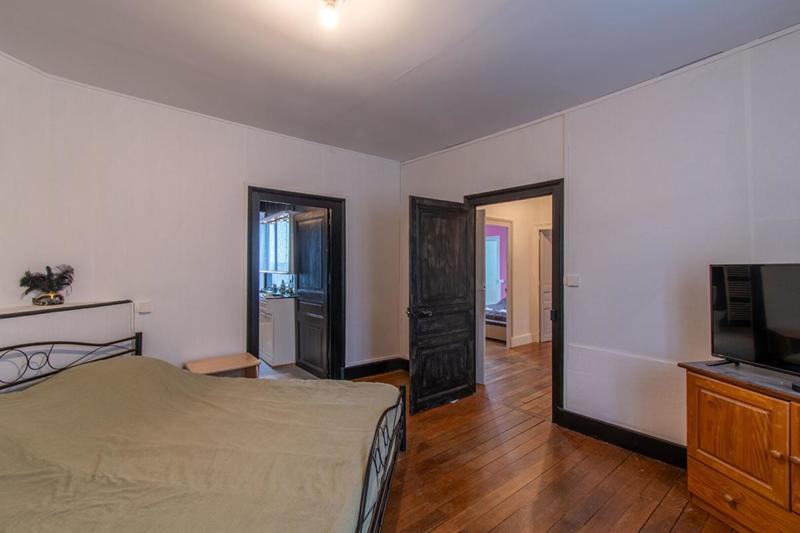 Maison - 183 m² - 8 pièces