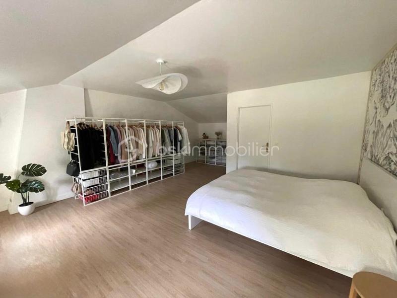 Maison - 159 m² - 6 pièces